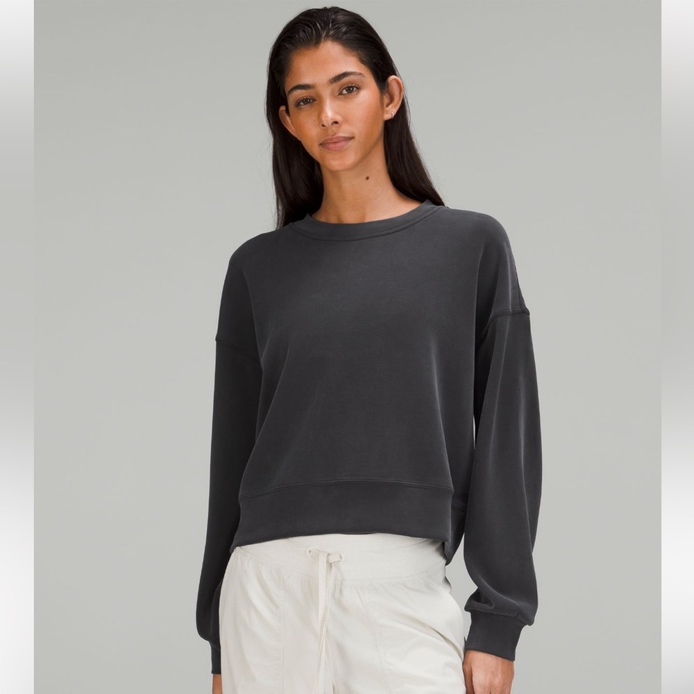 Softstreme Perfectly Oversized Crop Crew Black Size 12